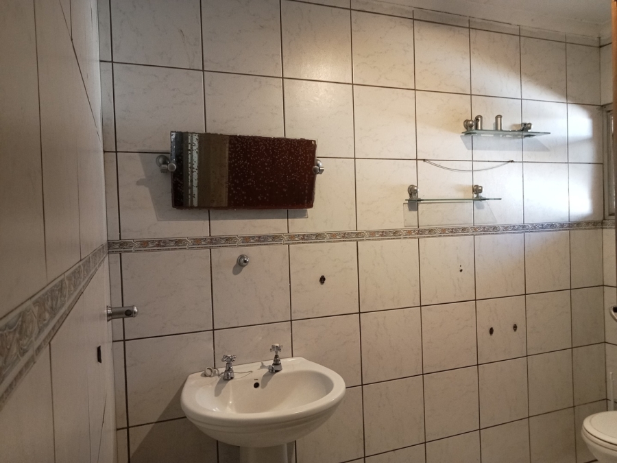 4 Bedroom Property for Sale in Quigney Eastern Cape